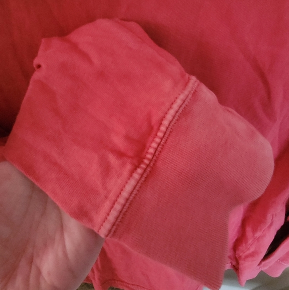 American Eagle Red Acid Washed Long Sleeve Standar Fit Tee Size Large - Picture 5 of 7